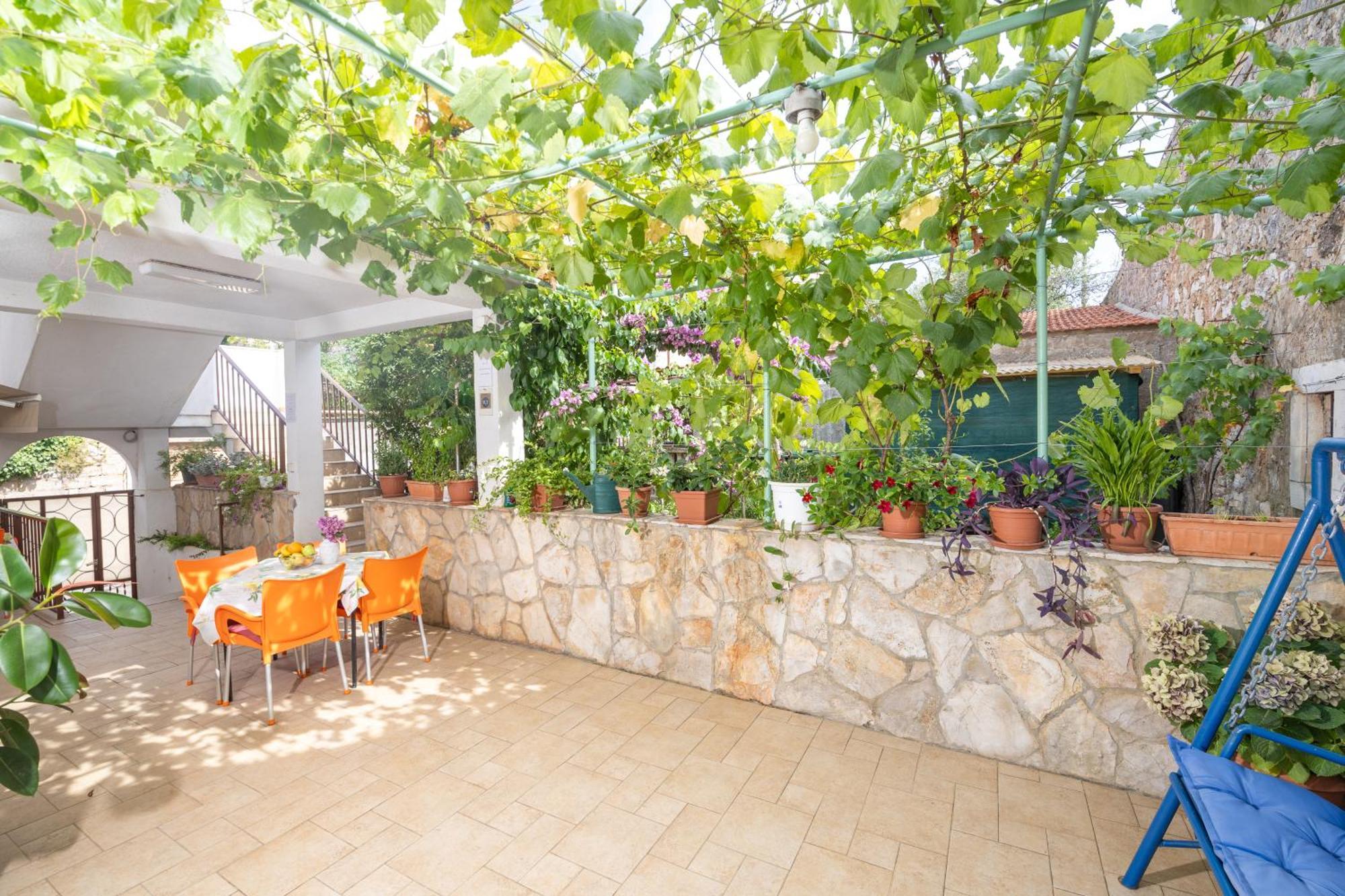 Apartments Damjanic Jerko Vrboska Luaran gambar