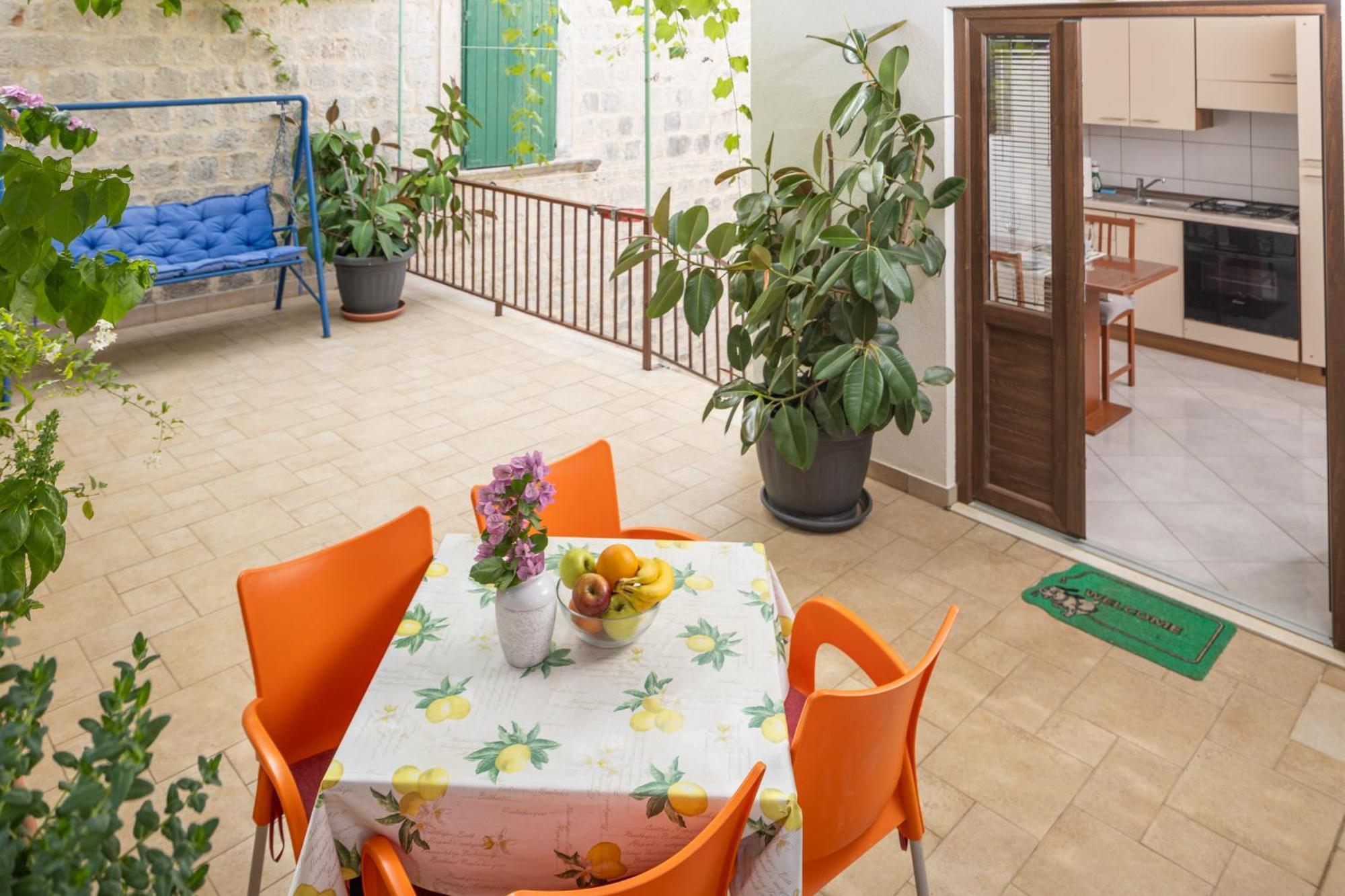 Apartments Damjanic Jerko Vrboska Luaran gambar