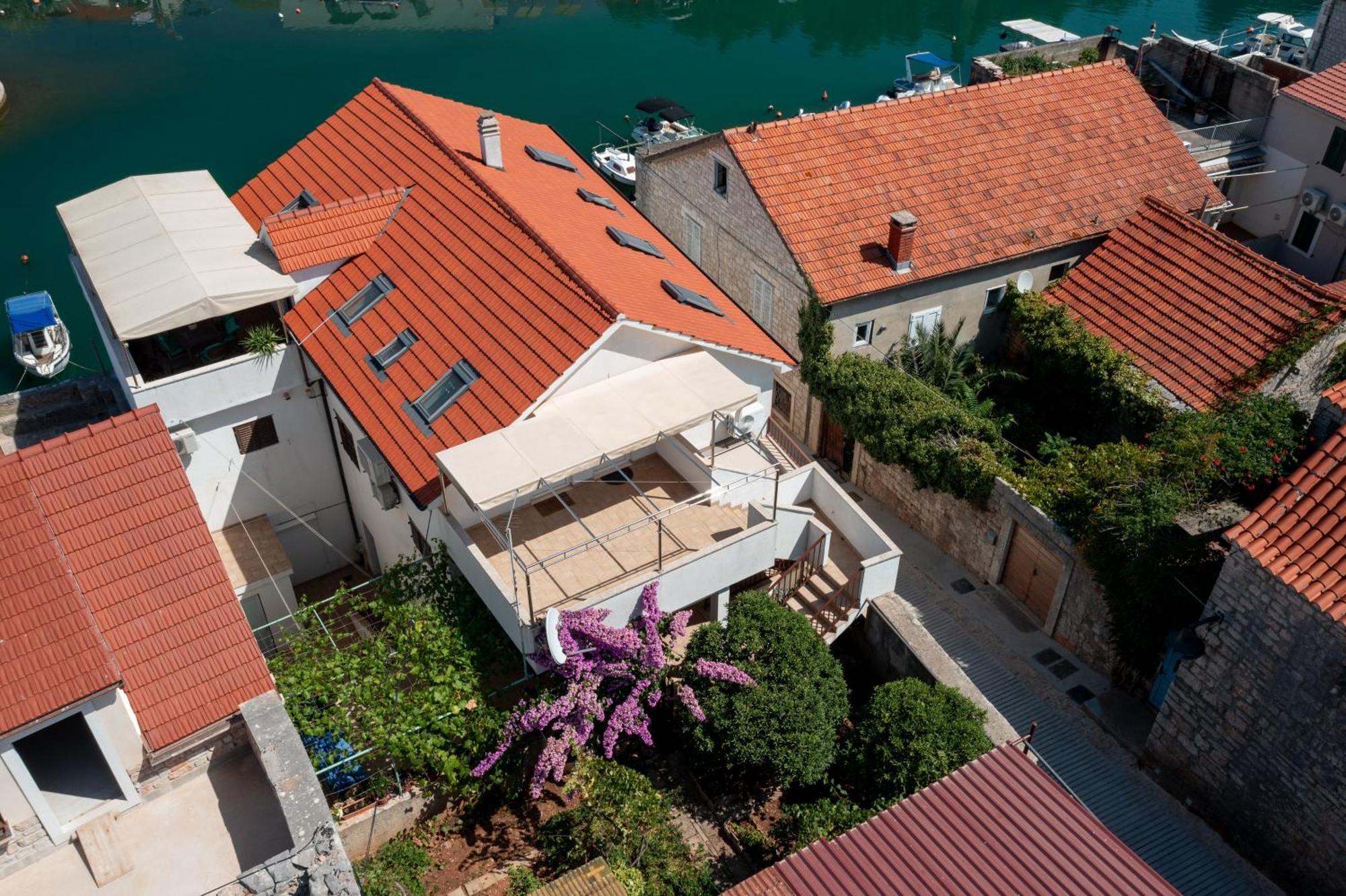Apartments Damjanic Jerko Vrboska Luaran gambar